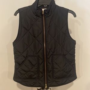J crew black puffer vest